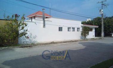 CASA EN VENTA EN ZONA RESIDENCIAL COLONIA JARDINES DE TUXPAN