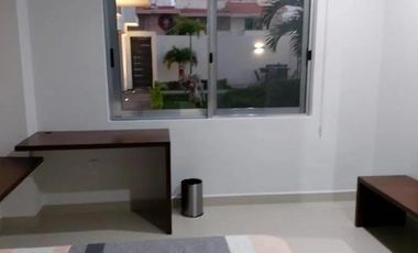CASA EN VENTA EN ZONA RESIDENCIAL COLONIA JARDINES DE TUXPAN