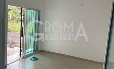 AMPLIA BODEGA EN EXCELENTE UBICACIÓN EN VENTA O RENTA EN TUXPAN, VER