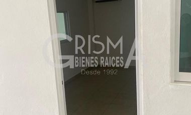 AMPLIA BODEGA EN EXCELENTE UBICACIÓN EN VENTA O RENTA EN TUXPAN, VER