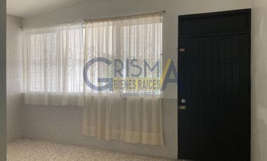 CASA CON JARDÍN EN VENTA EN EXCELENTE UBICACIÓN EN COL. RODRÍGUEZ CANO