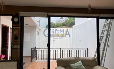 AMPLIA CASA EN VENTA EN ZONA CENTRO