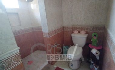 AMPLIA CASA CON EXCELENTE UBICACIÓN EN ZONA RESIDENCIAL DE POZA RICA.