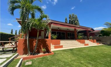 PLAYA CARACOL / CHAME / 300 M2 / JACUZZI / TERRAZA / LINEA BLANCA