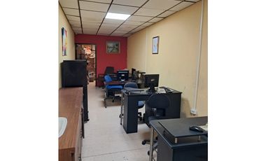ALQUILER O VENTA DE LOCAL EN EL CARMEN !!!