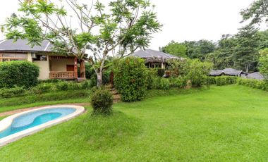 En Venta terreno de 26 hectáreas con hostería en Puerto Quito