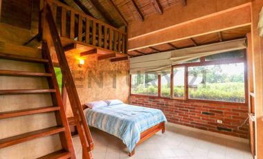 En Venta terreno de 26 hectáreas con hostería en Puerto Quito