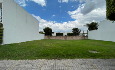 TERRENO EN VENTA EN CLUSTER 999, LOMAS DE ANGELÓPOLIS.