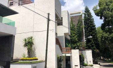 Preciosa casa en venta en Club Campestre