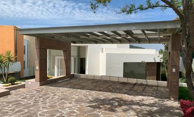 Residencia en venta Morelia, Campo de Golf.