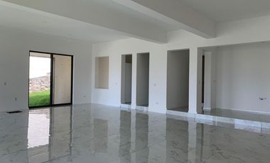 Residencia en venta Morelia, Campo de Golf.