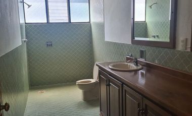 Casa para oficinas en Col. Bosque Camelinas