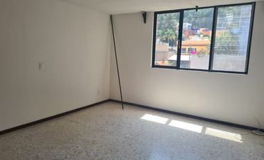 Casa para oficinas en Col. Bosque Camelinas