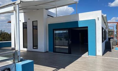 Se renta local u oficina sobre AV. Acueducto