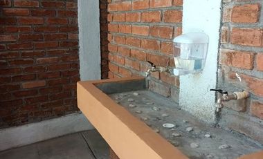 Negocio en renta 3 niveles Morelia, Jaripeo