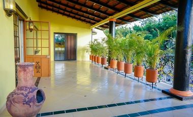 Hermosa casa en venta al lado del lago de Chapala