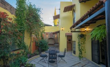 Hermosa casa en venta al lado del lago de Chapala
