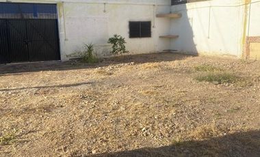 ESPACIO PARA OFICINA CON AMPLIO ESTACIONAMIENTO