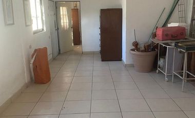 ESPACIO PARA OFICINA CON AMPLIO ESTACIONAMIENTO