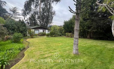 Casa con cabaña en Santo Domingo tradicional