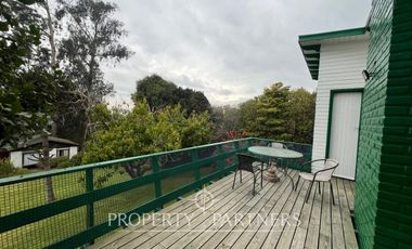 Casa con cabaña en Santo Domingo tradicional