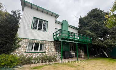 Casa con cabaña en Santo Domingo tradicional