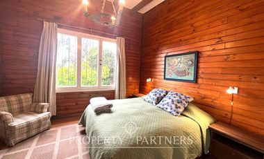 Casa con cabaña en Santo Domingo tradicional