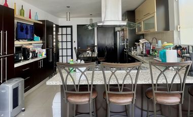 Casa en venta Sayavedra, 4 recámaras, remodelada