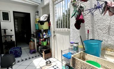 Casa en venta Sayavedra, 4 recámaras, remodelada
