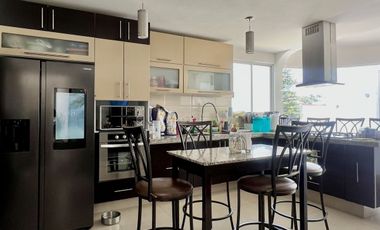 Casa en venta Sayavedra, 4 recámaras, remodelada