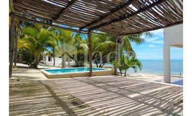 Casa Frente al Mar en Sombrerón: Vistas al Océano y Alberca Privada
