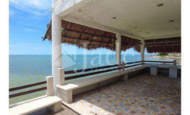 Casa Frente al Mar en Sombrerón: Vistas al Océano y Alberca Privada