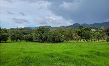 Venta Lote en Unidad Cerrada el Retiro sector la Maria