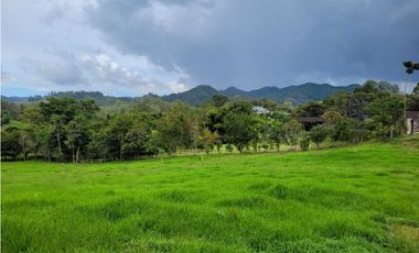 Venta Lote en Unidad Cerrada el Retiro sector la Maria