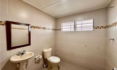 CASA EN VENTA DE USO COMERCIAL DE 254 metros en Bquilla