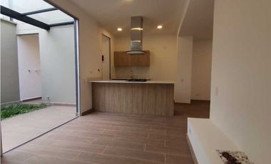 Casa para estrenar en unidad cerrada en el la ceja (LDC)