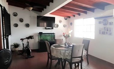 Venta de casa en Altos de Panamá. Urbanización Limajo