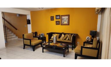 Venta de casa en Altos de Panamá. Urbanización Limajo