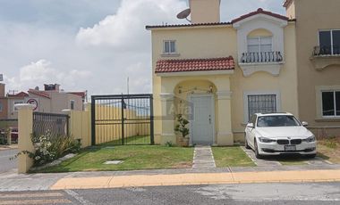 Casa en venta URBI HACIENDAS LOMAS, Calimaya, Estado de México.