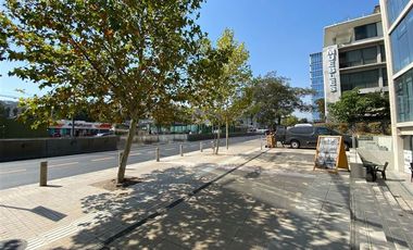 Local Comercial en Arriendo en Av. Las Condes / Estoril