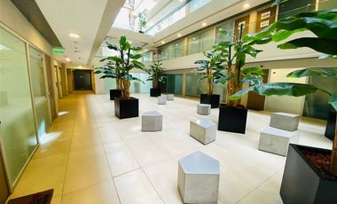 Oficina en Arriendo en Av. Las Condes / Estoril