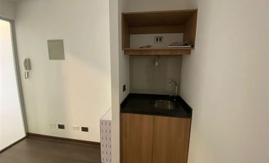 Oficina en Arriendo en Av. Las Condes / Estoril