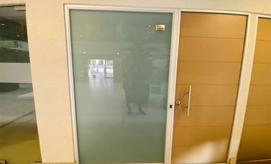 Oficina en Arriendo en Av. Las Condes / Estoril