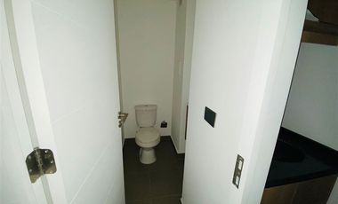 Oficina en Arriendo en Av. Las Condes / Estoril