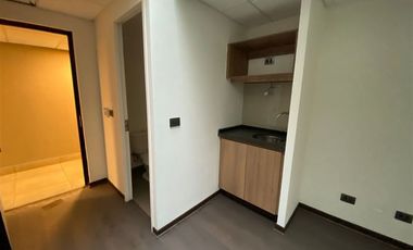 Oficina en Arriendo en Av. Las Condes / Estoril