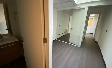 Oficina en Arriendo en Av. Las Condes / Estoril