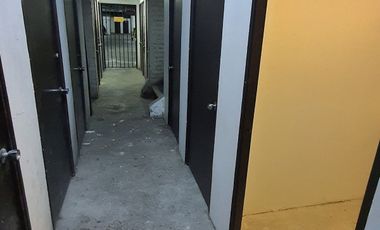 Se Arrienda Bodega, en Edificio Panorámico, esquina Ricardo Lyon.