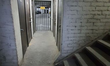 Se Arrienda Bodega, en Edificio Panorámico, esquina Ricardo Lyon.