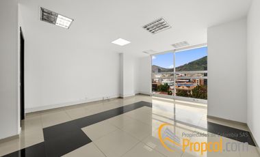 EDIFICIO DE OFCINAS EN ARRIENDO, CHICO