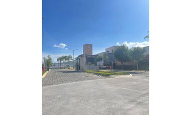 Lote En Venta En Parque Brucelas Lomas de Angelopolis II